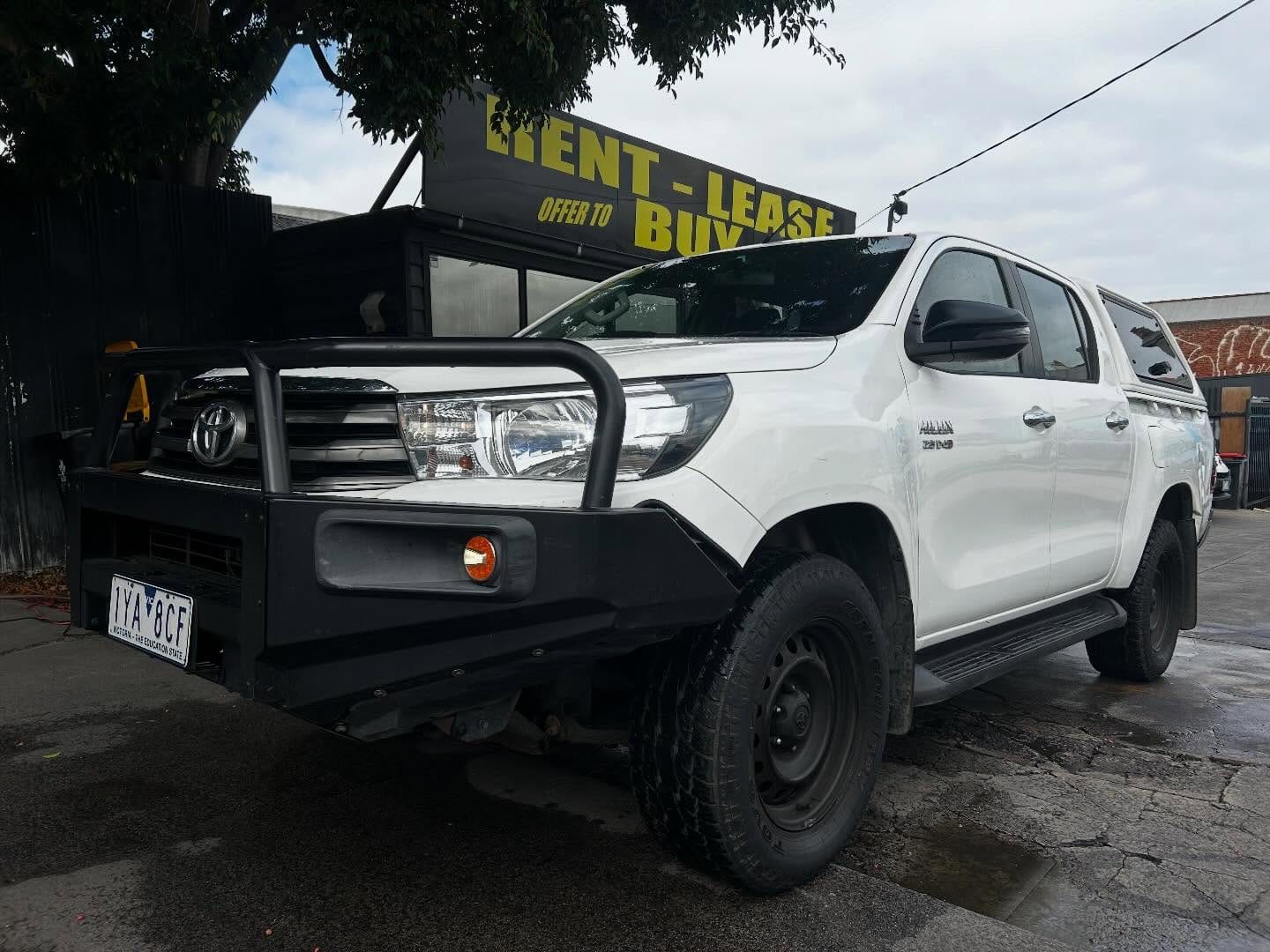 2016 Toyota Hilux SR4x4 automatic turbo diesel