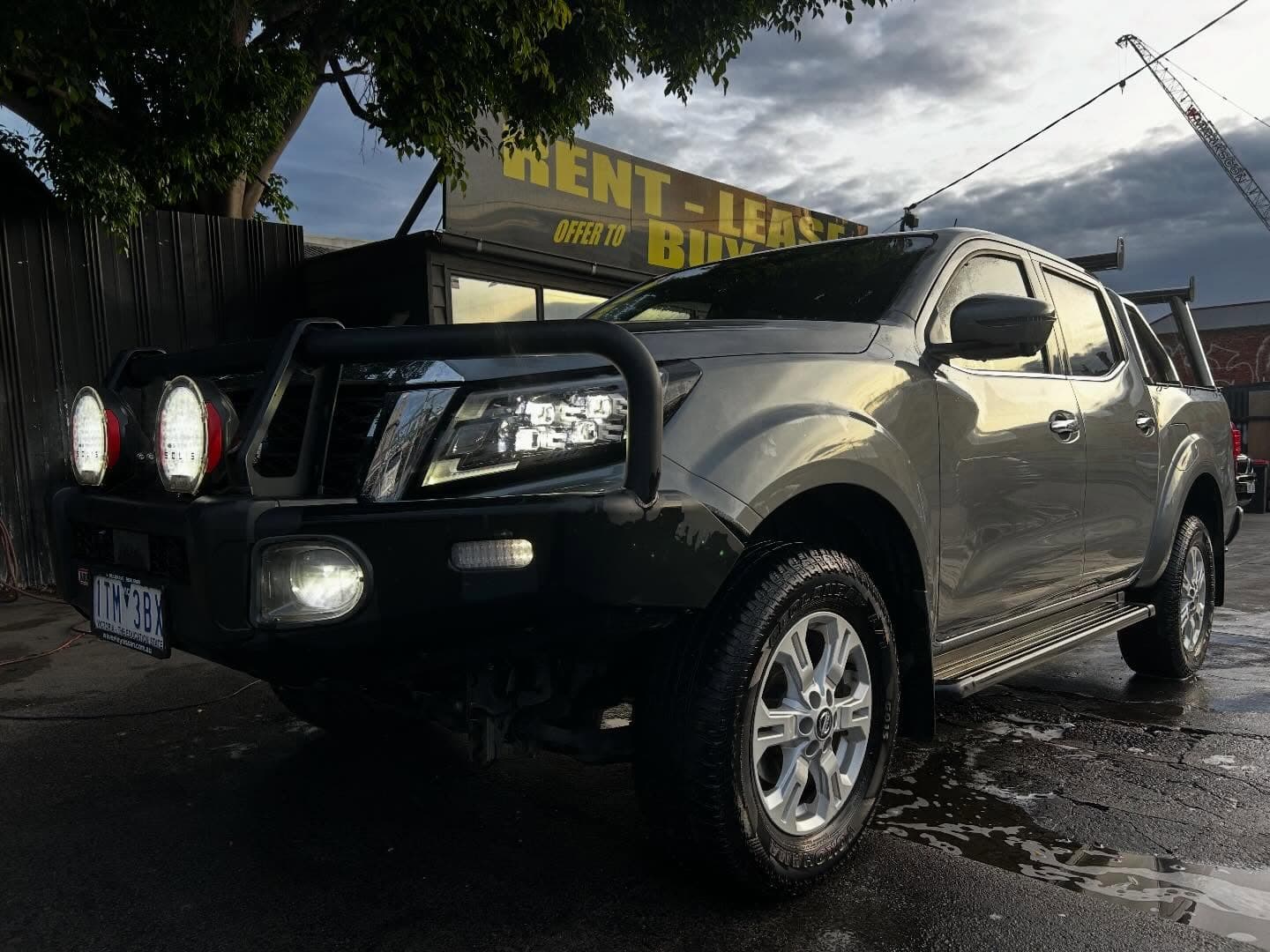 2021 Nissan Navara SL automatic turbo diesel 4x4