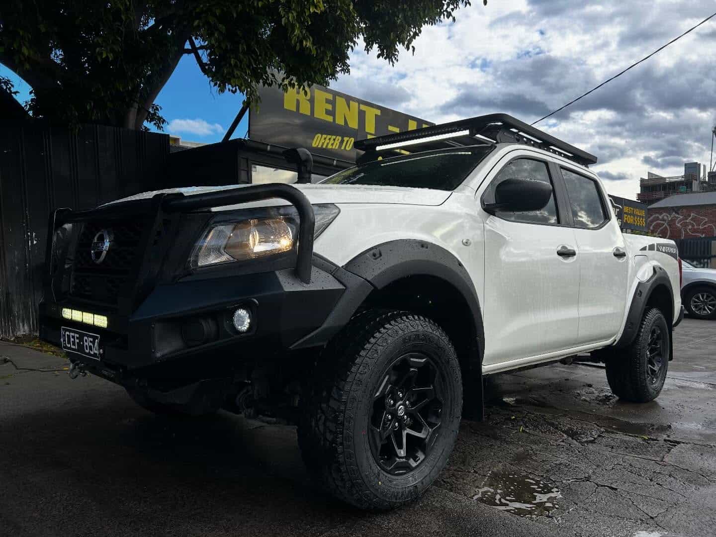 2022 Nissan Navara SL Warrior manual turbo diesel 4x4