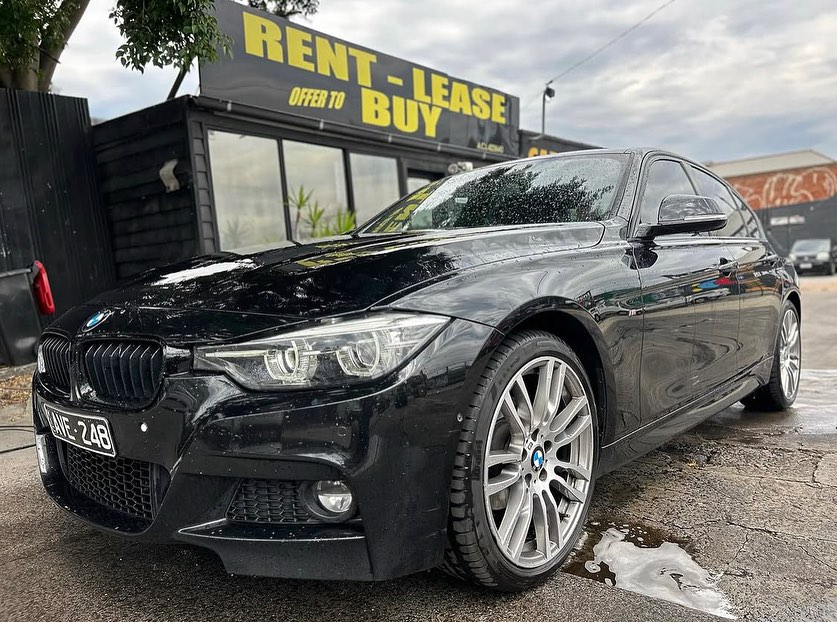 BMW 320i LCI Sport automatic turbo diesel
